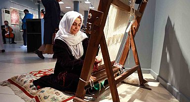 Uşak Halısının tarihi serüveni kitaplaştı