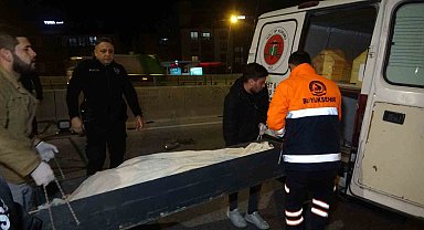 Üst geçitte facia gibi kaza: 2 ölü