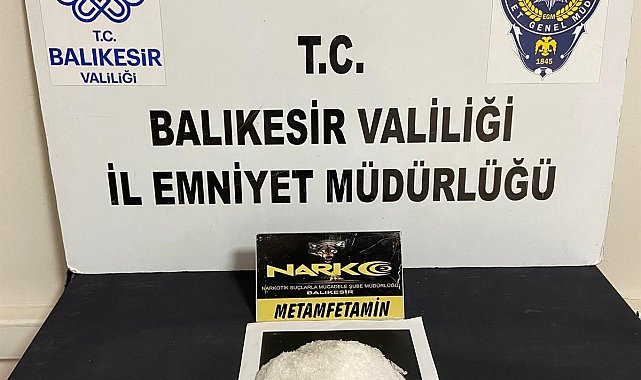 Uyuşturucuları turşu bidonuna zulalamış