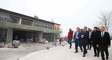 Vali Aslan'dan okul inşaatlarına yakın takip