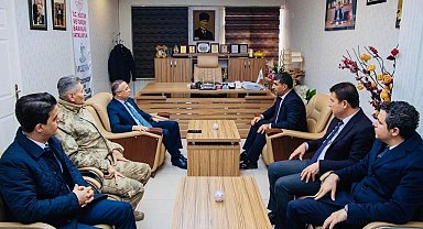 Vali Çeber, MÜZSAN Başkanı Onurlu ile bir araya geldi