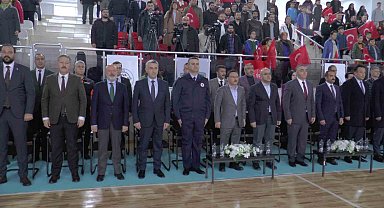 Vali Çiçek: "Hiçbir gencimizi yalnız, hiçbir çocuğumuzu kimsesiz bırakmayacağız"