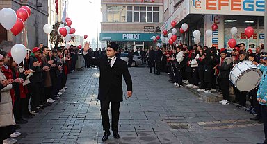 Vali Çiçek: "Kayserimiz her zaman olduğu gibi önemini koruyacak, bayrağının, devletinin, milletinin yanında olacaktır"