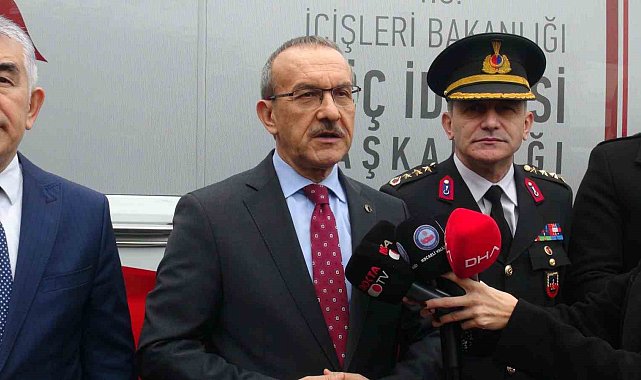 Vali Yavuz açıkladı: "2017'den bu yana 20 bin 343 yabancıyı sınır dışı ettik"