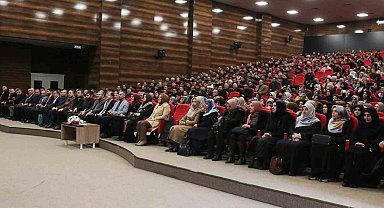 Van'da 'Gazze İle Aile Bağımız' konulu program düzenlendi