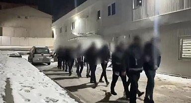 Van'da kopya operasyon: 17 gözaltı