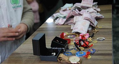 Vanlı kadınlar ziynet eşyalarını Gazze'ye bağışladı