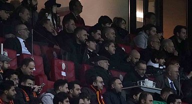 Vincenzo Montella, Galatasaray - Adana Demirspor maçını izledi