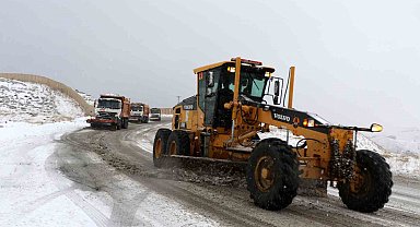 Yağmur, yüksek kesimlerde kar