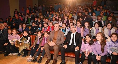 Yalova'da öğrencilere su tasarrufunun önemi tiyatro ile aşılanıyor