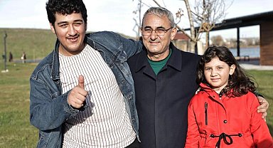 Yedigöller'de vatandaşlarla bir araya geldi