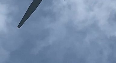 Yerli motor TEI-PD170 ile havalanan AKSUNGUR İHA'dan alçaktan gösteri uçuşu