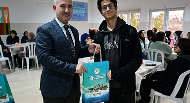 Yeşilyurt'ta öğrencilerle aşure etkinliği