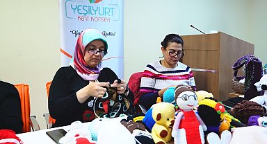 Yeşilyurt'taki el sanatları kursuna ilgi büyük