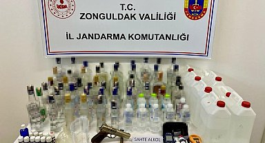 Yılbaşı öncesi jandarmadan operasyon, litrelerce sahte alkol ele geçirildi