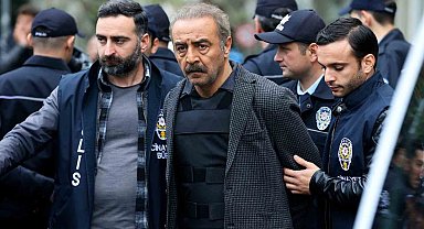 Yılmaz Erdoğan'dan 'İnci Taneleri' geliyor