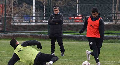 Yılmaz Vural yönetimindeki Menemen FK'dan 3 maçlık galibiyet serisi