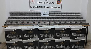 Yol kontrolünde durdurulan araçtan 512 karton kaçak sigara çıktı