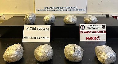 Yüksekova'da 8 kilo 700 gram metamfetamin ele geçirildi