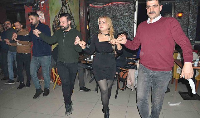 Yüksekova'da sağlık çalışanları moral gecesinde bir araya geldi