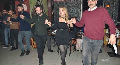 Yüksekova'da sağlık çalışanları moral gecesinde bir araya geldi