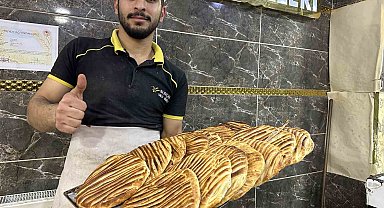 Yüksekova'da üretilen Sivas katmeri satışa sunuldu