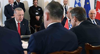 Yunanistan Başbakanı Miçotakis: "Türk vatandaşlarının Doğu Ege adalarını ziyaret etme serbestisini ele aldık"