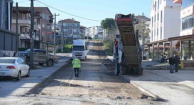 Yunus Emre Caddesi asfalta hazırlanıyor