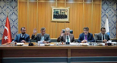 Yunusemre'de yılın son meclisi toplandı