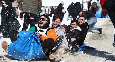 16. Ayder Kardan Adam Festivali renkli görüntülere sahne oldu