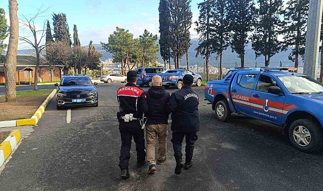 18 yıl hapis cezası olan şahsı jandarma yakaladı