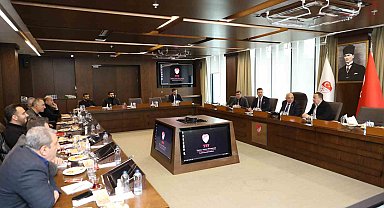 2. ve 3. Lig Kulüpler Birliği'nden Başkan Büyükekşi'ye teşekkür ziyareti
