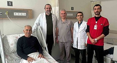 20 santimlik böbrek kisti kapalı ameliyatla alındı