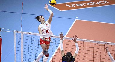 20 Yaş Altı Kadın Voleybol Mili Takımı yarı finalde