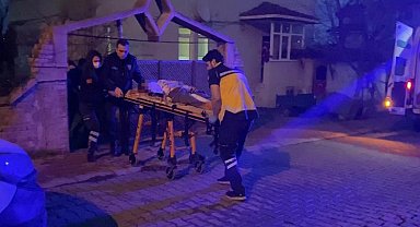 27 yaşındaki genç evde silahla vurulmuş halde bulundu