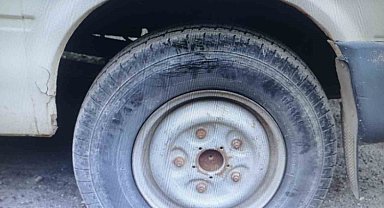 3 aracın lastiğini kesen şahıs polis ekipleri tarafından yakalandı