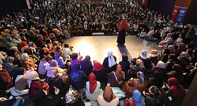 'Modern Dünyada Aile' konferansına büyük ilgi