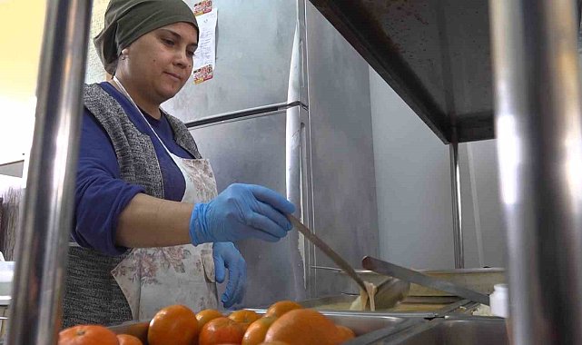 'Neden çalışacaksın' diyen kocasına inat işinin patronu oldu