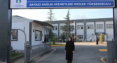 56 yaşında üniversite kazandı, şimdi hemşire olmak için dirsek çürütüyor