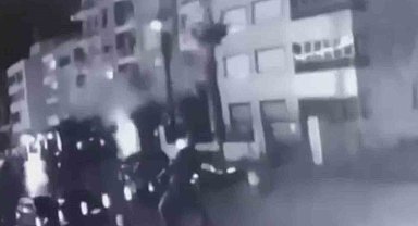 65 kişiye mezar olan apartmanın yerle bir olma anı asrın felaketinin büyüklüğünü gözler önüne serdi