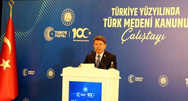 Adalet Bakanı Yılmaz Tunç'tan kamuda torpil iddialarına yanıt: "İddiaları reddediyoruz. Tek kriterimiz liyakat"