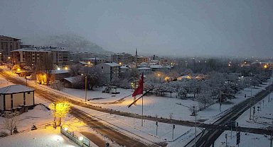Adilcevaz Kalesi'nde kartpostallık görüntüler