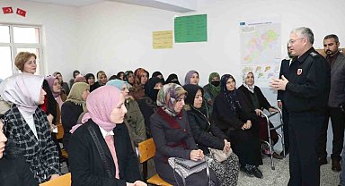 Afyonkarahisar'da "En İyi Narkotik Polisi Anne" eğitimi