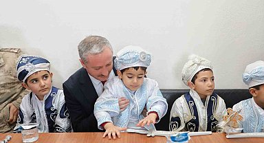 Ağrı'da 'Kirvem Öğretmenim' projesiyle 19 öğrenci sünnet oldu