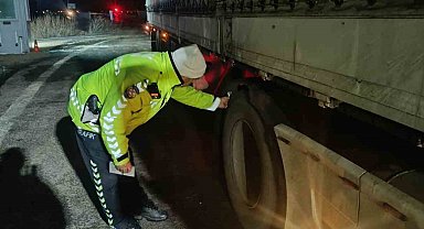 Ağrı'da kış lastiği denetimi yapıldı