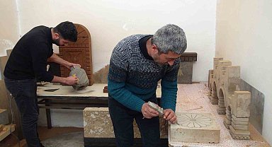 Ahlat'ın taş işçiliği gelecek kuşaklara aktarılacak