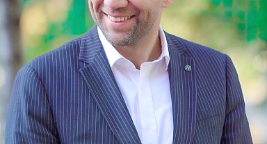 AK Parti Niğde Belediye Başkan Adayı Emrah Özdemir oldu