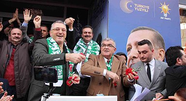 AK Parti'nin adayı Mehmet Uyanık'tan ilk konuşma: "Amasya'yı birlikte yöneteceğiz"