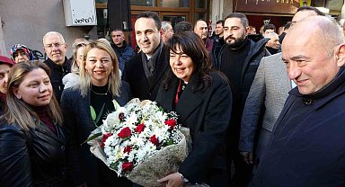 AK Parti'nin Çanakkale Belediye Başkan Adayı Jülide İskenderoğlu'ndan iddialı başlangıç