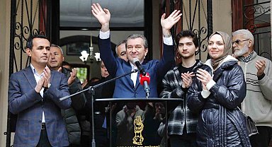 AK Partili Bergama Belediye Başkanı iddialara yanıt verdi: "İtibar suikastı başlatıldı"